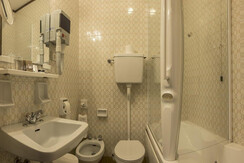 bagno matrimoniale deville 2