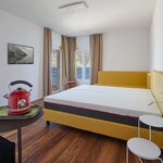  Foto von Paradise NOT REFUNABLE