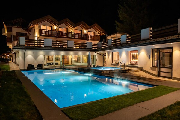 outdoor swimming pool with thermal water