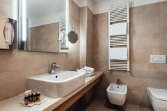 BELVEDERE MATRIMONIALE - Hotel Villa Madruzzo (5)