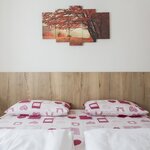 Foto Čtyřlůžkový pokoj, sprcha, výhled na moře