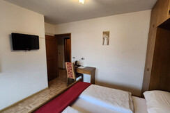 726a93a0-452f-4568-8365-390e14d02b6d