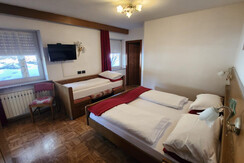 08f22704-2fae-409c-9528-f8eae9912c89