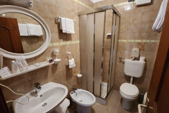 206c9674-9bcb-4fa0-a104-9e9b8d2cd592