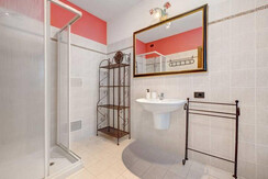 BAGNO DI SERVIZIO CUCINA SOGGIORNO