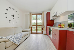 2. Bilocale con giardino_Cucina