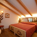 Foto di Camera doppia mansardata (colazione)