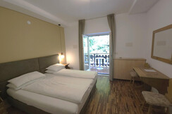 stanza 221 vs balc  b chiara