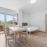 Foto Apartment with 2 bedrooms for 6 people with balcony valley view 