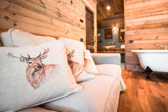 Luxry Private Spa Chalets - soggiorno/bagno