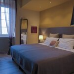  foto van Tweepersoonskamer, douche, WC, superior