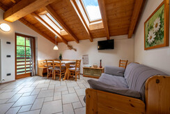 20240603_salim_AR903013-HDR- sala app3