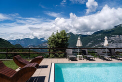 20240603_salim_AR903081