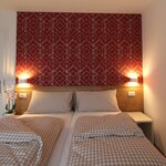 Foto di Matrimoniale con balcone Rosa Rossa