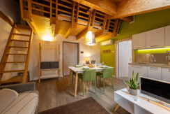 Soppalco a vista con due letti singoli