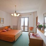 Zdjęcie Pokój trzyosobowy