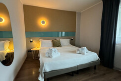 e6debb12-ed0a-4189-aecc-9dfd42a3ce69