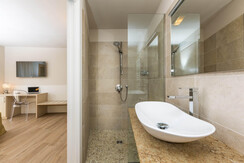 Camera_superior_pace_04