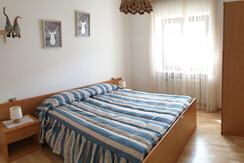 E9D83726-04C6-4484-B76B-90D0A23A9CEE