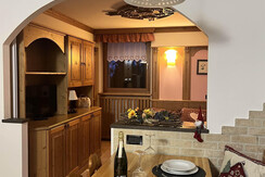 Cucina con soggiorno