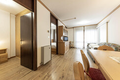 New trilo six beds apartment