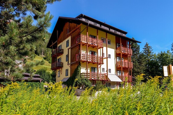 Comfortable apartments for summer holidays in the Dolomites | © residence La Roggia