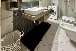 A45936A1-442D-4A1F-BE85-8ADB9B08B21E