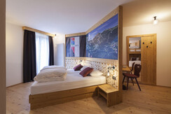 muMKcXt6yj8Su6qGghUaNMFcmIGbC90zJBviF2tW