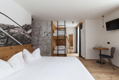 LuA88rmJ3XAsmXiFgdKBoVTd3u28EWWSgbDmLYgo