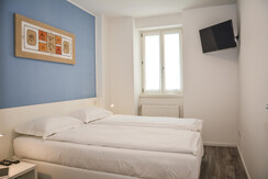 Riva_Centro_1_camera