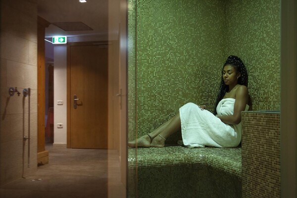 Hot_Romanda2022_54_bassa