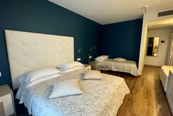 Comfort Tripla vista piscina