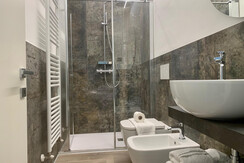 202 SAN ROCCO APARTMENTS_BAGNO