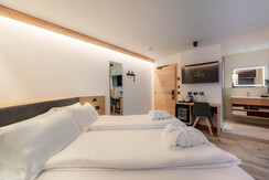 16092025-_MR52102-HDR-Modifica_LowRes