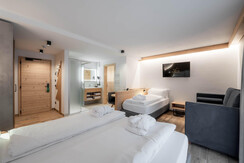 spires__MattiaRizzi_20250916__MR51903_LowRes