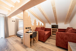 Spires_301_MattiaRizzi_20250915__MR50574_LowRes