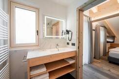 Spires_301_MattiaRizzi_20250915__MR50604_LowRes