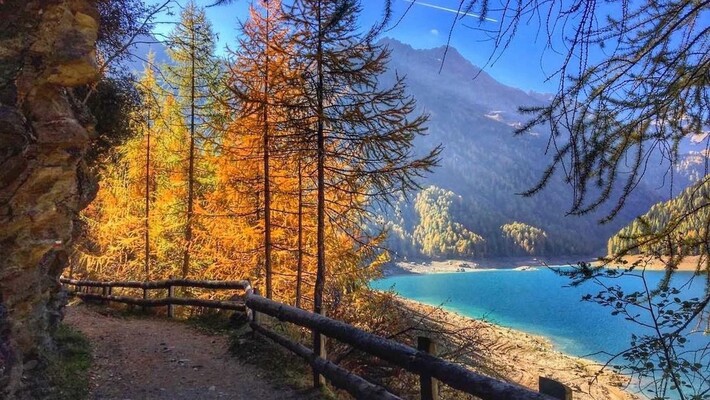 lago-di-pian-palu-autunno-iaia-corte-ilovevaldinon