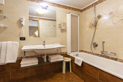 Camera Superior - Piano Famiglia 304