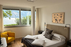 1f170d48-3aed-4baa-8952-7e9774d153c7