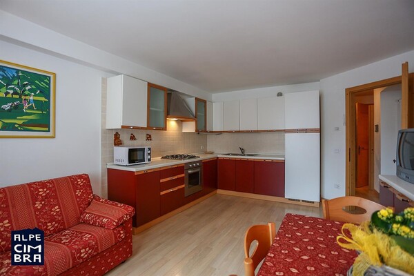 APPARTAMENTO-VALLE-VALENTINO-FOLGARIA-TRENTINO