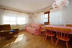 salotto con divano letto matrimoniale