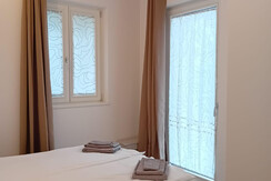 Seconda camera vista poggiolo