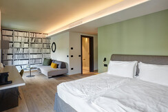 Villa Enrica - Riva del Garda - Pool Junior Suite 