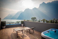 Villa Enrica - Riva del  Garda - Sky Suite Nori - 