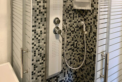 32AECE2B-7707-4F98-A465-5D79F9959A27