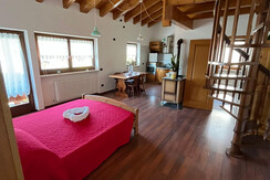 WhatsApp Image 2025-05-23 at 15.00.54 (1)