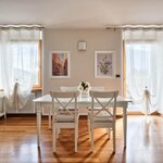  foto van Bright garden view flat