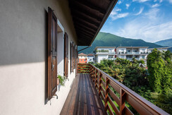 14 metri di balcone sul lato sud