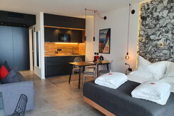 59c753b3-118b-436b-9e3c-c547ea7d85ab